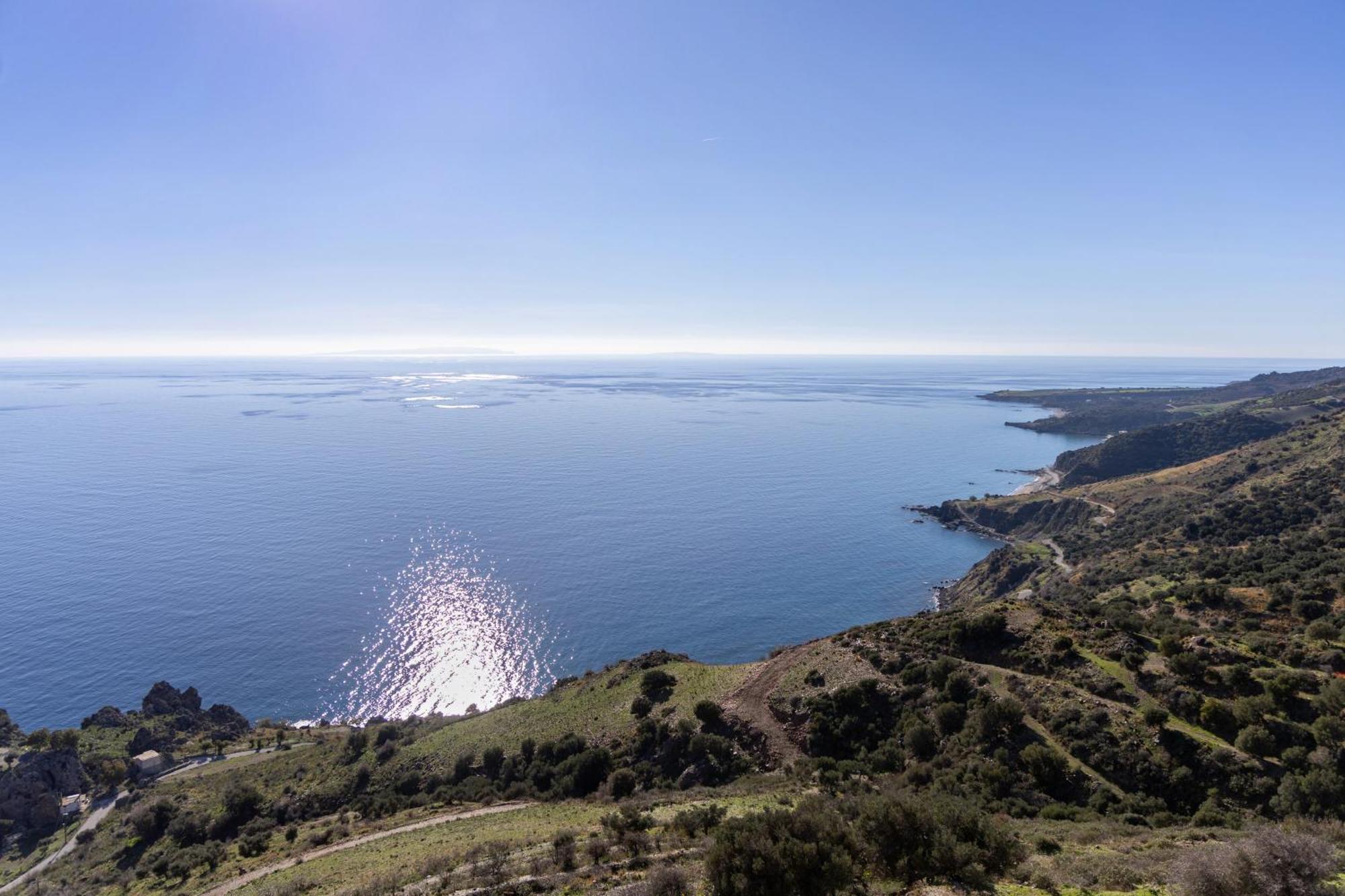 Akrotiri Panorama- Luxury Rental Apartments With Sea View Ροδάκινο Εξωτερικό φωτογραφία