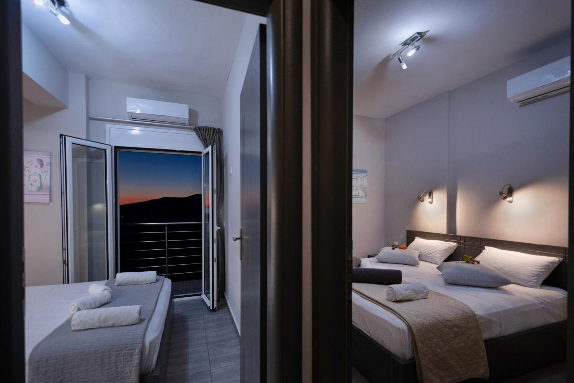 Akrotiri Panorama- Luxury Rental Apartments With Sea View Ροδάκινο Εξωτερικό φωτογραφία